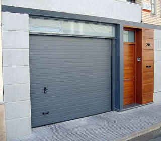 Categoría de puertas seccionales automáticas Albacete