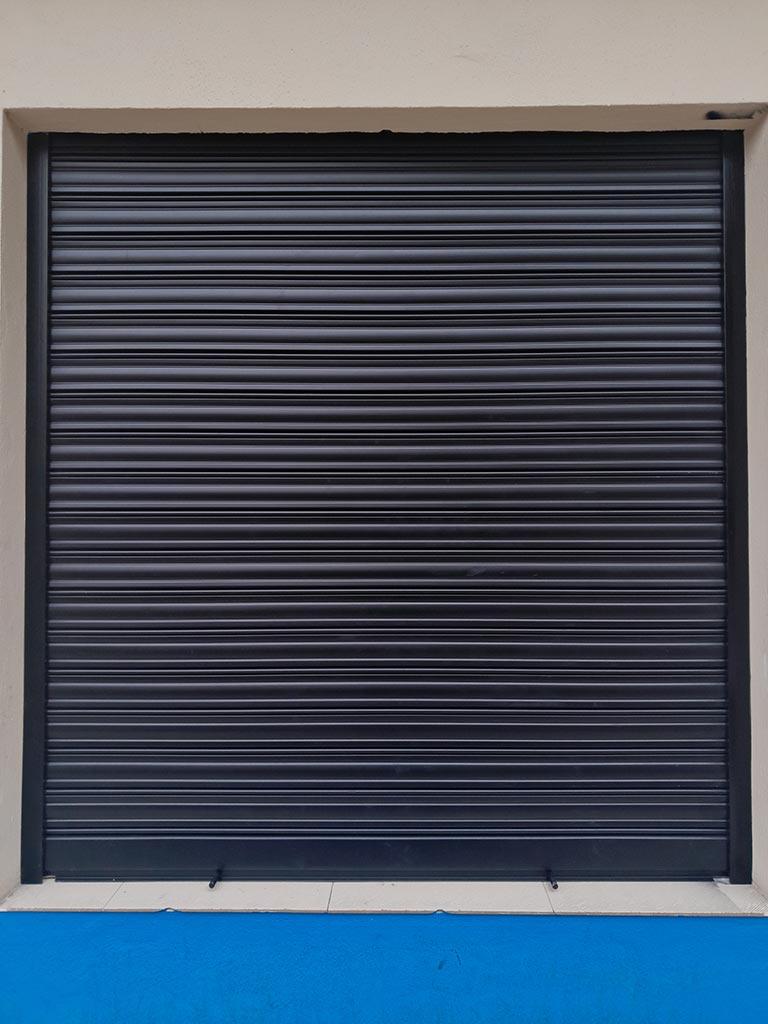 Cierre enrollable comercio