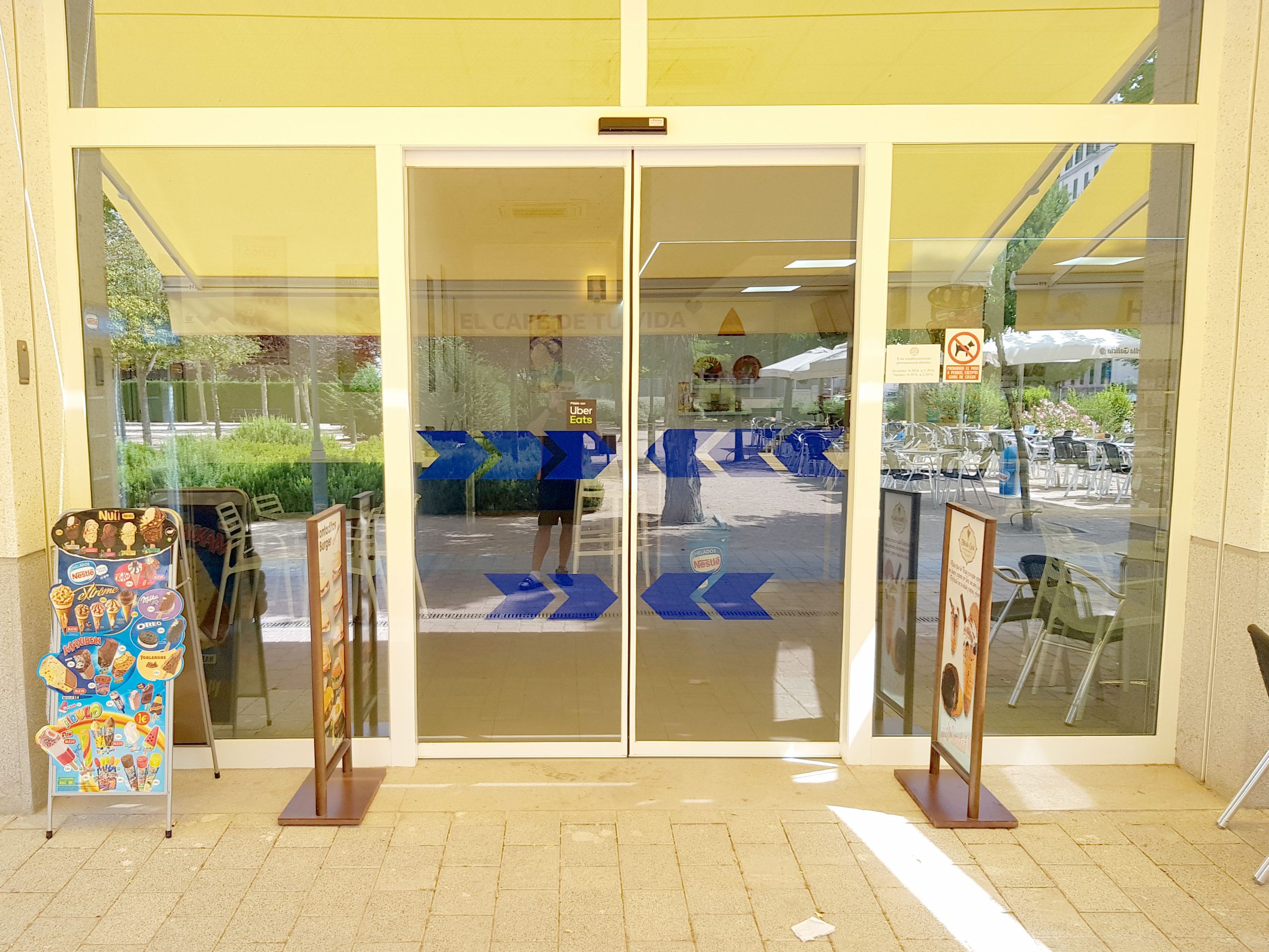Tu puerta comercial segura